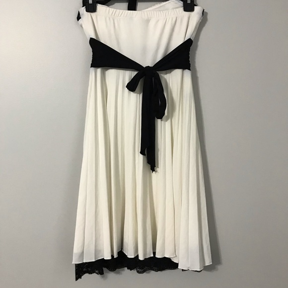 Homecoming Cocktail Dress - Picture 3 of 6